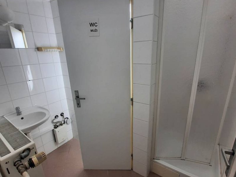 NA PRENÁJOM obchodné priestory v centre mesta Stará Ľubovňa