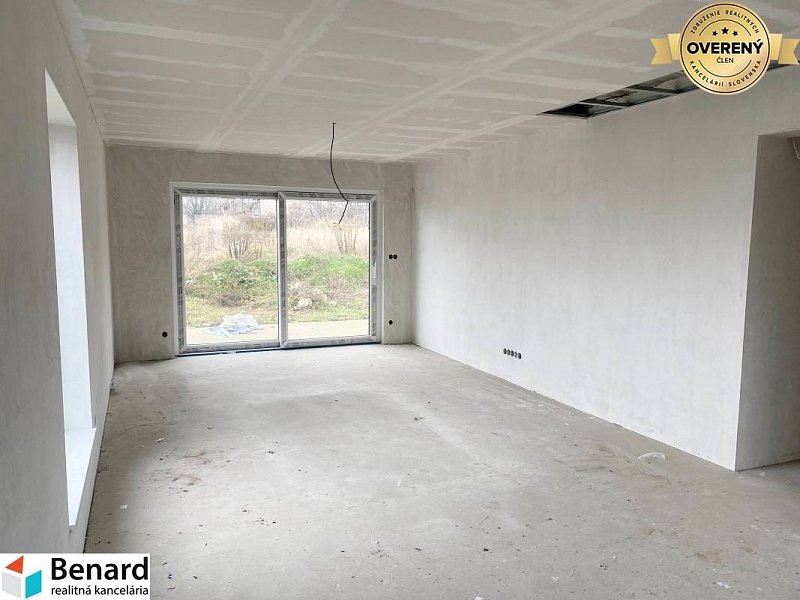 PREŠOV-TERIAKOVCE,MODERNÝ TEHLOVÝ DOM 141 m2,KVALITNÁ NOVOSTAVBA