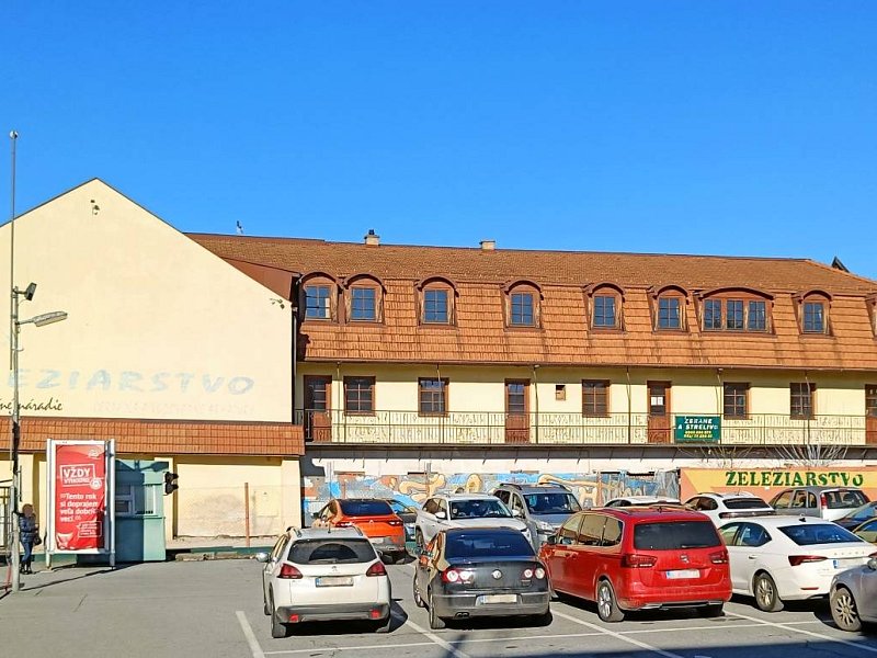 MEŠTIANSKY DOM S POZEMKOM, SLOVENSKÁ UL. PREŠOV