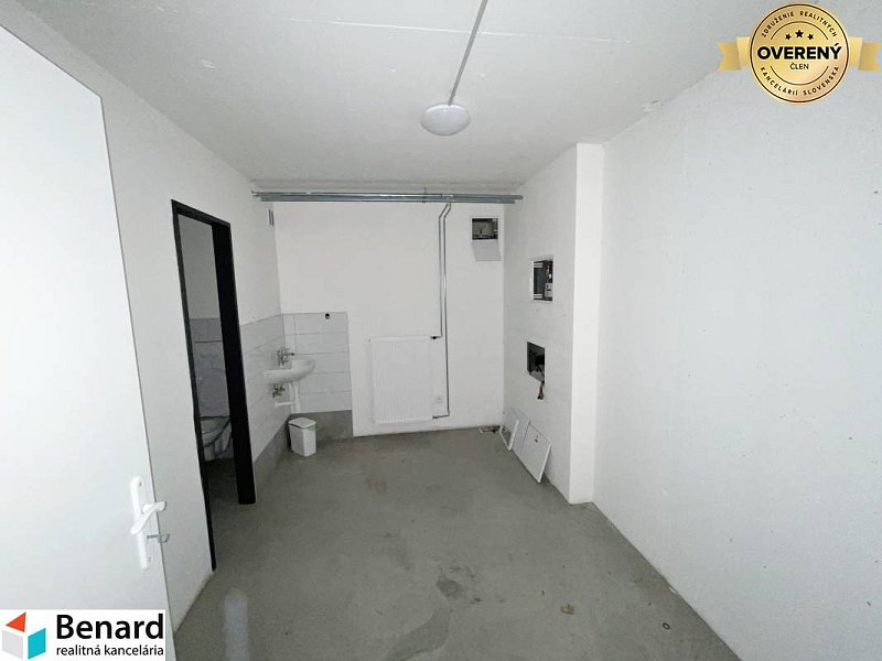 PREŠOV-OBCHODNÝ PRIESTOR-PREDAJŇA V NOVOSTAVBE,317 m2,SÍDLISKO III.