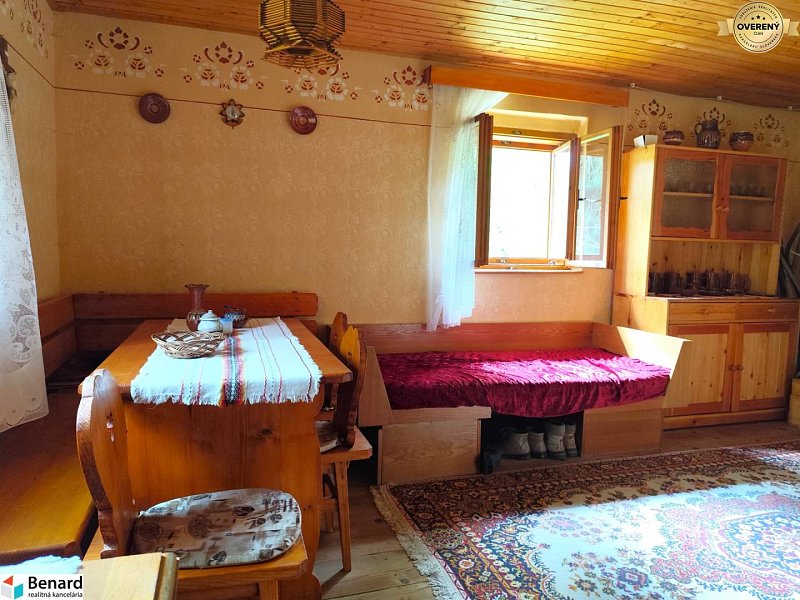 MUROVANÁ CHATA SO ZÁHRADOU 586 m2, Bardejov