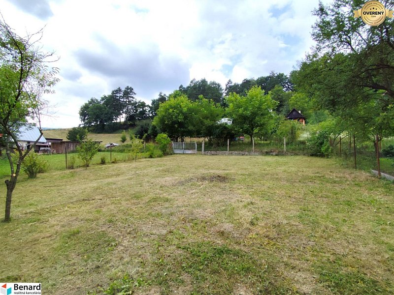 MUROVANÁ CHATA SO ZÁHRADOU 586 m2, Bardejov