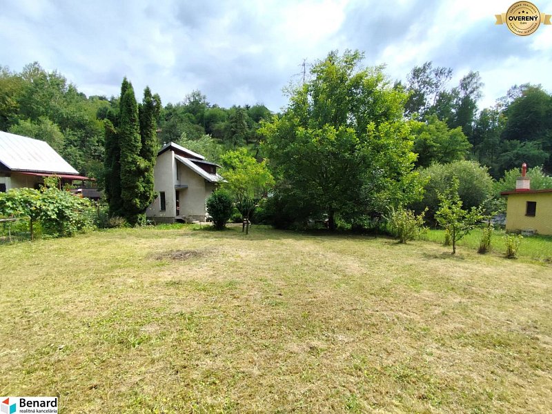 MUROVANÁ CHATA SO ZÁHRADOU 586 m2, Bardejov