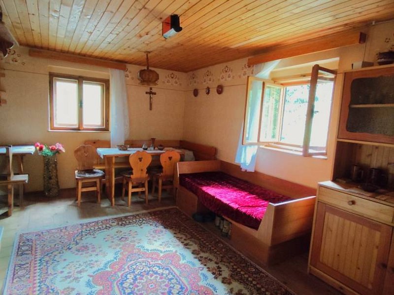 MUROVANÁ CHATA SO ZÁHRADOU 586 m2, Bardejov