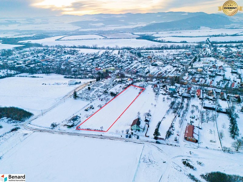 NA PREDAJ 4 PARCELY, obec JAKUBOVANY, okr. SABINOV. 