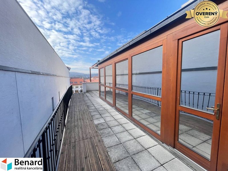 PREŠOV- CENTRUM, NA PRENÁJOM APARTMÁN-KANCELÁRIA,50m2