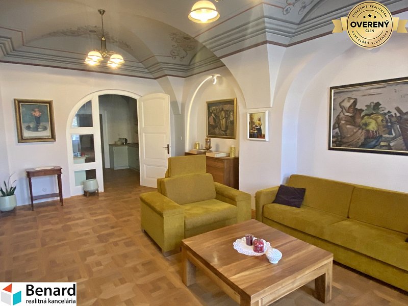 PREŠOV- CENTRUM, NA PRENÁJOM  3 IZB. BYT/KANCELÁRIA, 110m2