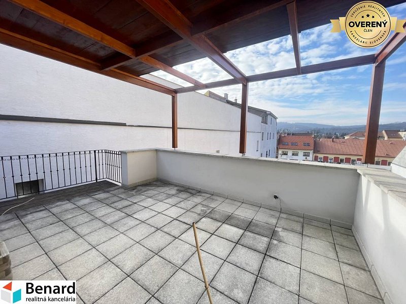 PREŠOV- CENTRUM, NA PRENÁJOM APARTMÁN-KANCELÁRIA,50m2