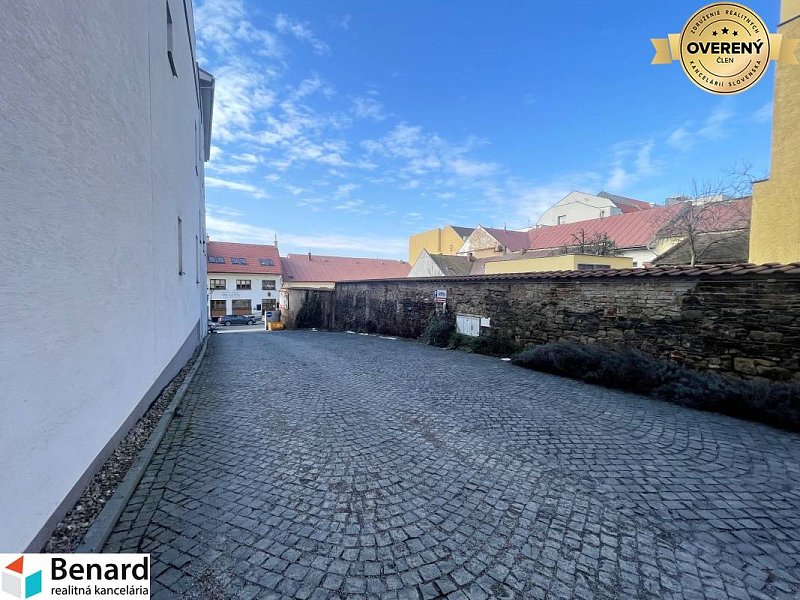 PREŠOV- CENTRUM, NA PRENÁJOM APARTMÁN-KANCELÁRIA,50m2