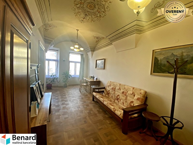 PREŠOV- CENTRUM, NA PRENÁJOM  3 IZB. BYT/KANCELÁRIA, 110m2