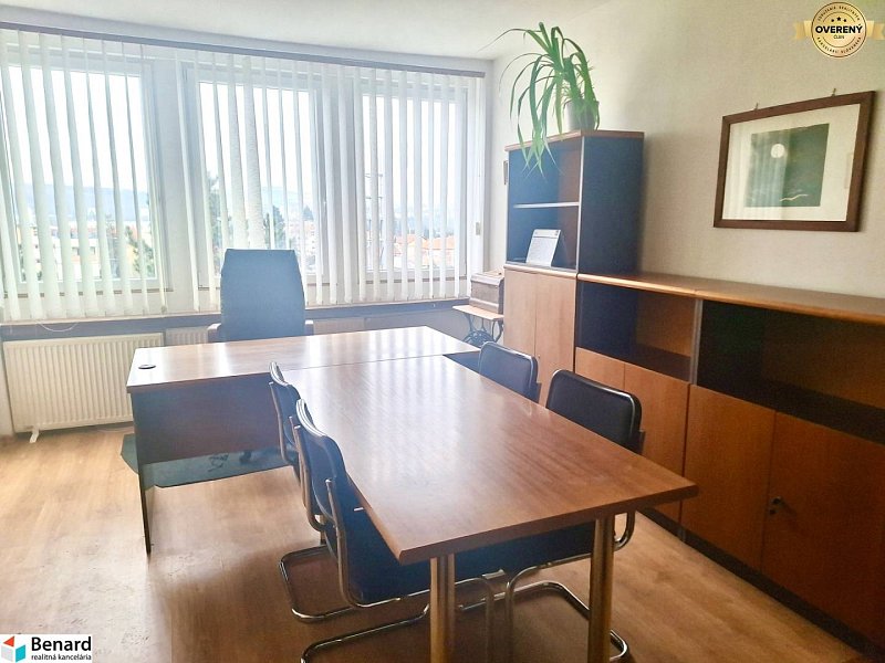 NA PRENÁJOM KANCELÁRSKY PRIESTOR, 40 M2, ŠIRŠIE CENTRUM PREŠOVA