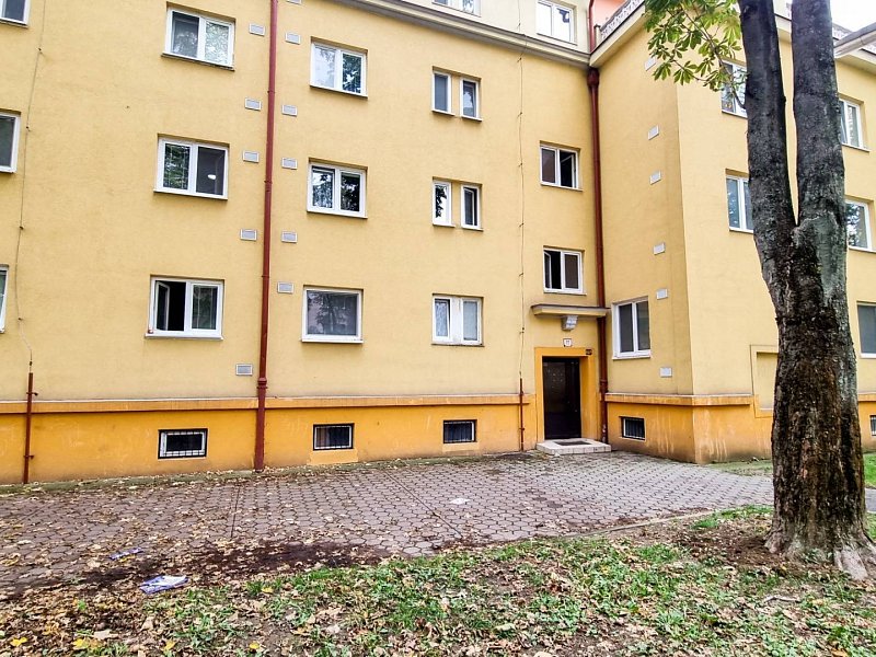 PREDANÉ: Na predaj kompletne zrekonštruovaný 3-izb. byt v Šaci