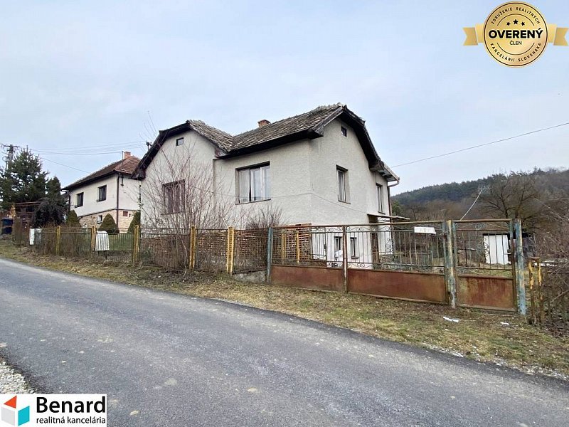 RODINNÝ DOM, POZEMOK 2027 m2, PREŠOV- RUSKÉ PEKĽANY 