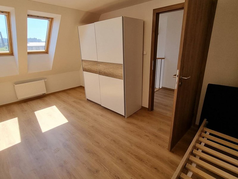 PRENAJATÉ: Krásny 4-izbový mezonet na prenájom