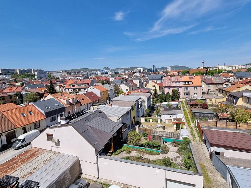 PRENAJATÉ: Krásny 4-izbový mezonet na prenájom