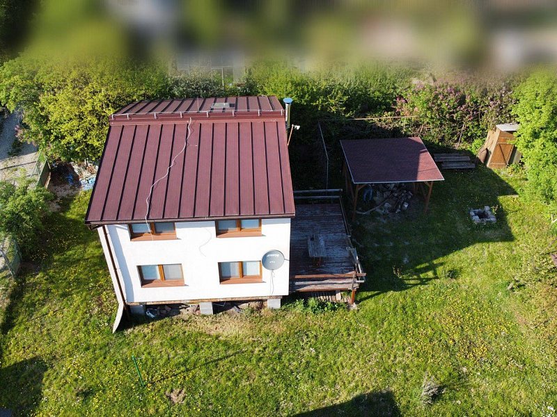 PREDANÉ: Na predaj celoročne obývaná chata v lokalite Zdobe
