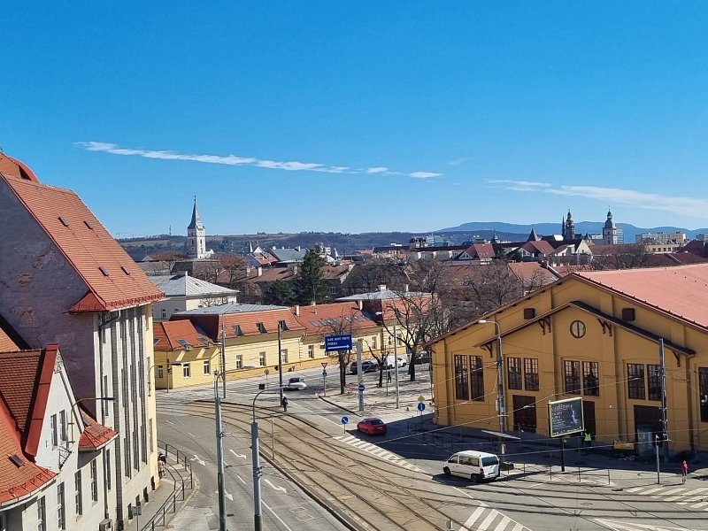 PREDANÉ: 2 - izb. tehl. byt na predaj v Starom Meste