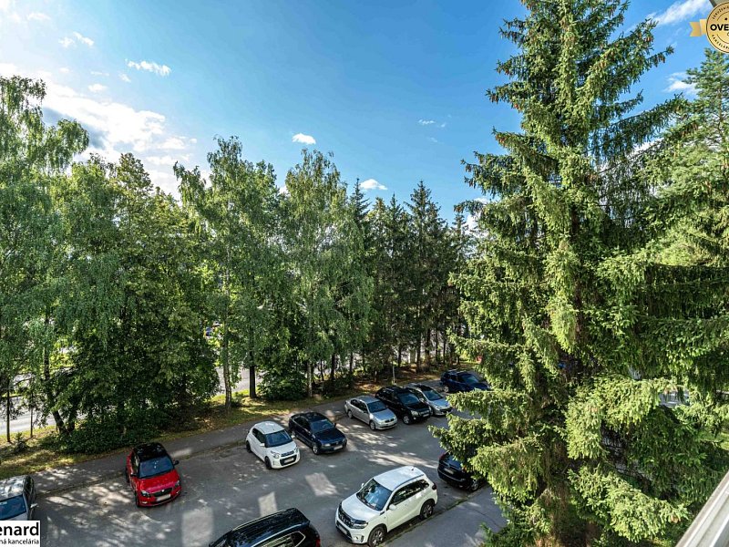 PREDANÉ: Unikátny zrekonštruovaný 3 - izbový byt na predaj v Prešove