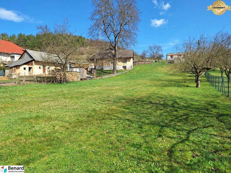 STAVEBNÝ POZEMOK, VŠETKY IS, 1323m2, ŠARIŠSKÉ SOKOLOVCE