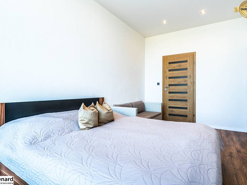 Veľký 3izb. na Zelenéj stráni s 28m²  terasou