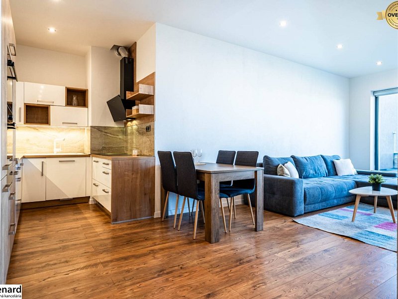Veľký 3izb. na Zelenéj stráni s 28m²  terasou