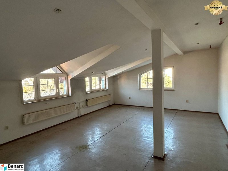 NA PRENÁJOM Polyfunkčná budova na bývanie/podnikanie, PREŠOV