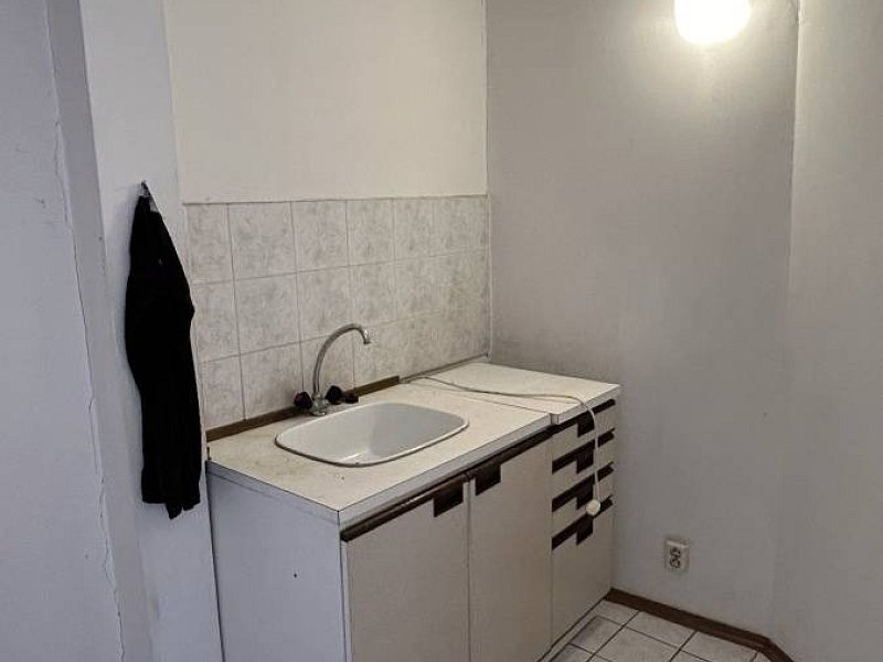 NA PRENÁJOM Polyfunkčná budova na bývanie/podnikanie, PREŠOV