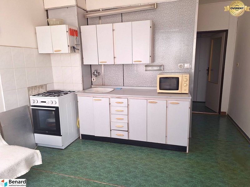REZERVOVANÝ 2 IZBOVÝ BYT, LODŽIA, PREŠOV, MATICE SLOVENSKEJ