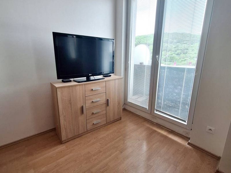PREDANÁ GARSÓNKA, 24 M2, ŠIRŠIE CENTRUM MESTA PREŠOV
