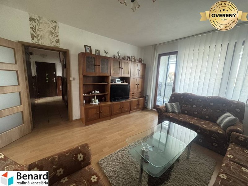 3 - IZBOVÝ BYT NA SÍDLISKU ZÁPAD