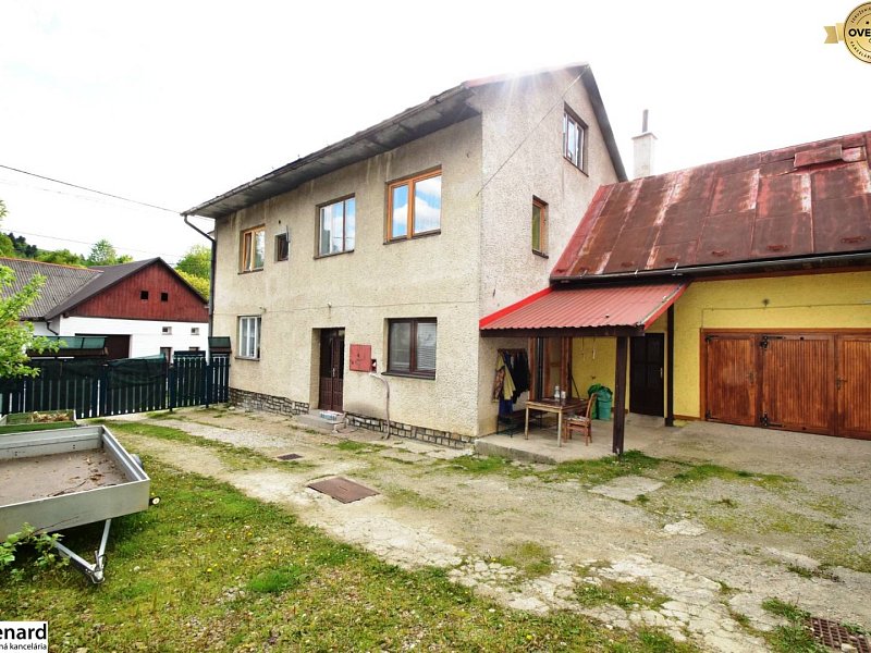RODINNÝ DOM, 2 PODLAŽNÝ, 6 IZIEB, VEĽKÝ LIPNÍK;
