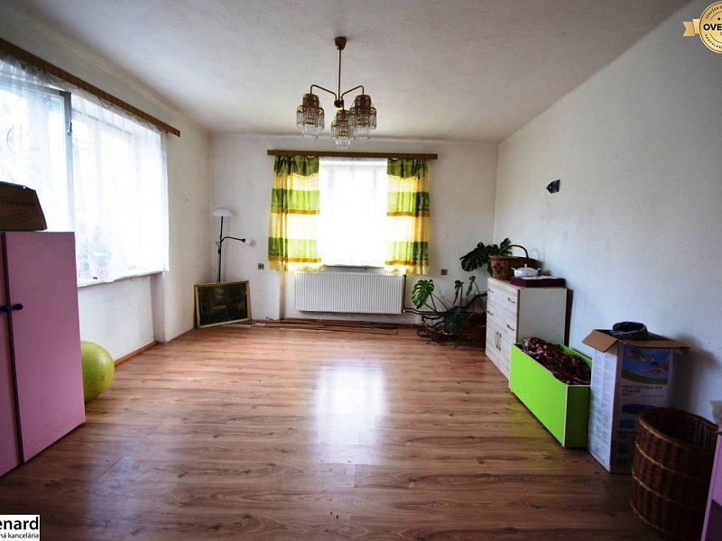 RODINNÝ DOM, 2 PODLAŽNÝ, 6 IZIEB, VEĽKÝ LIPNÍK;