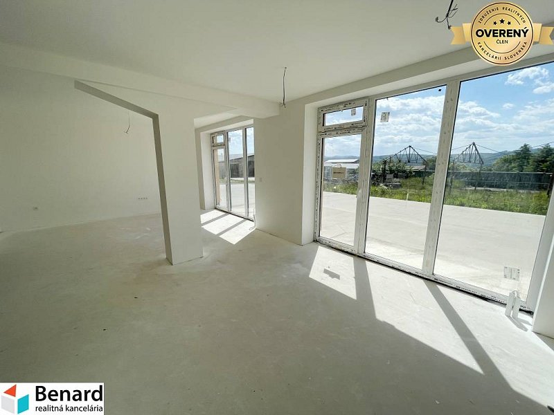 PREŠOV-3 IZBOVÝ BYT, NOVOSTAVBA, 85 m2,SOLIVAR.,UL. ZLATOBANSKÁ