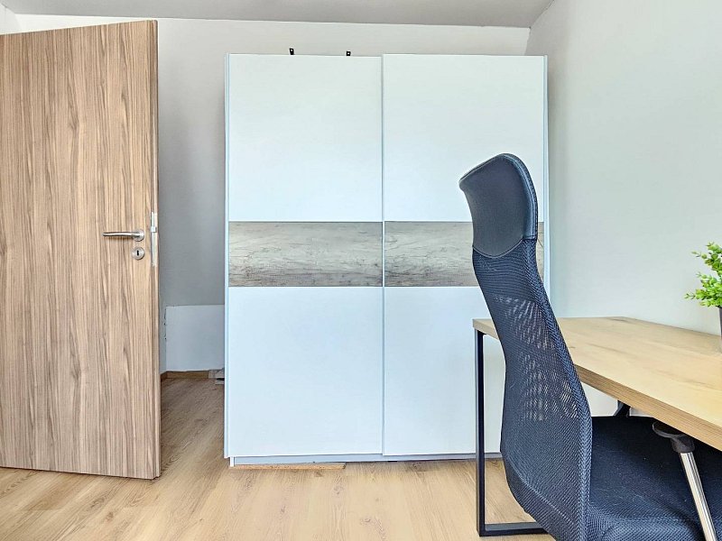 PRENAJATÉ: Na prenájom  4 - izb. mezonet v blízkosti centra