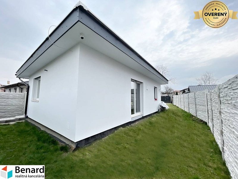 PREŠOV-ÚTULNÝ TEHLOVÝ RD,NIŽNÁ ŠEBASTOVÁ, ul.SLANSKÁ, MHD PREŠOV