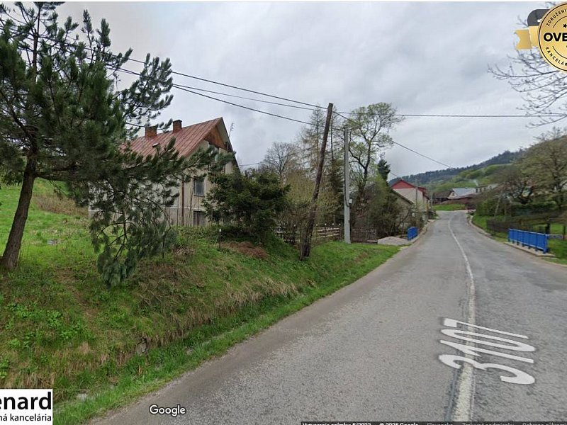 STARŠÍ RODINNÝ DOM, POZEMOK 2476 m2, PREDANÉ;