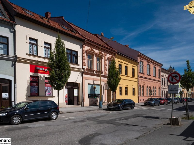 NA PREDAJ BUDOVA na ul. SLOVENSKÁ s prenajatými PRIESTORMI.  