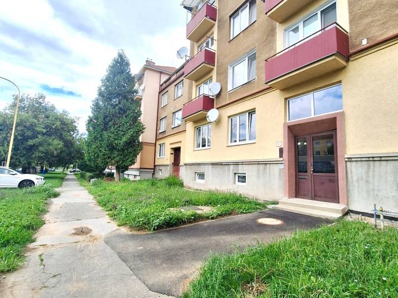 PREDANÝ 2 IZBOVÝ TEHLOVÝ BYT, BALKÓN, ŠIRŠIE CENTRUM, PREŠOV