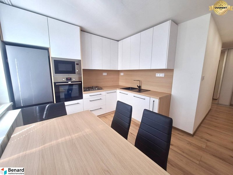 REZERVOVANÝ 2 IZBOVÝ BYT, LODŽIA, PREŠOV, ul. MATICE SLOVENSKEJ
