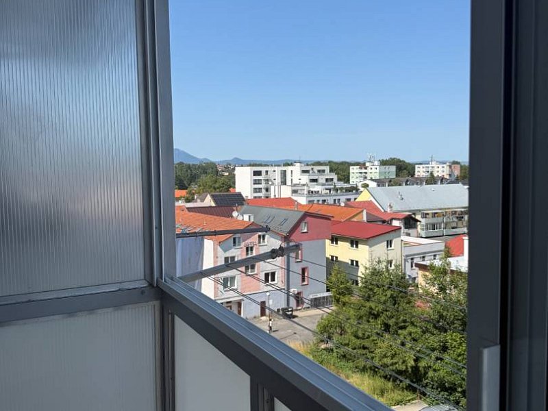 Na prenájom 2-izbový byt v centre mesta Poprad