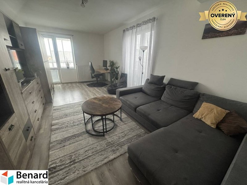 Na prenájom 2-izbový byt v centre mesta Poprad