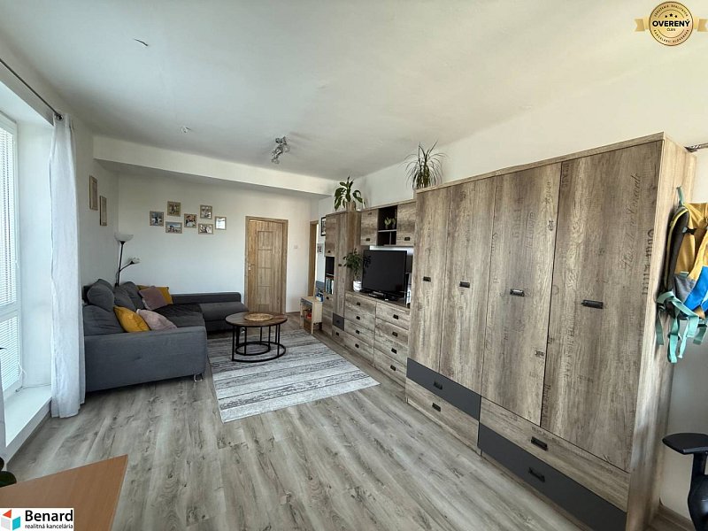 Na prenájom 2-izbový byt v centre mesta Poprad