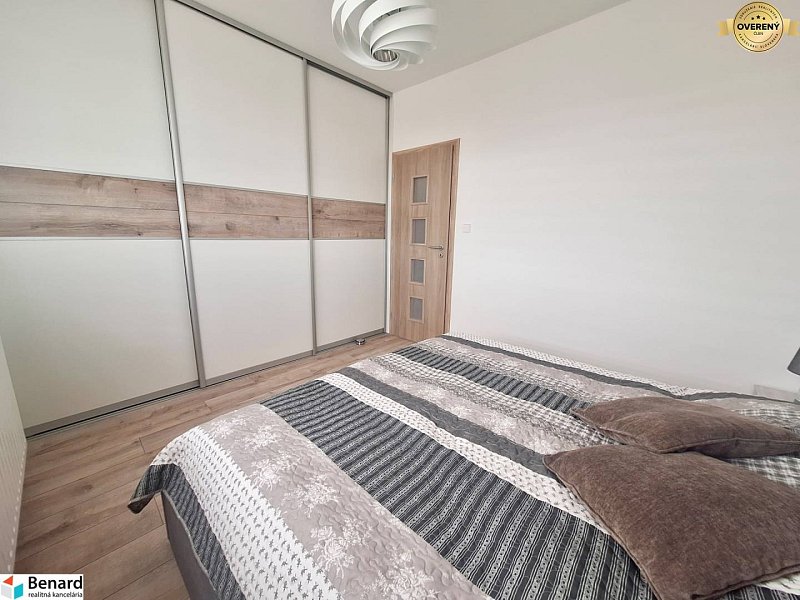 PRENAJATÝ NOVOREKOŠTRUOVANÝ 3 IZBOVÝ BYT, PREŠOV,SÍDL. III