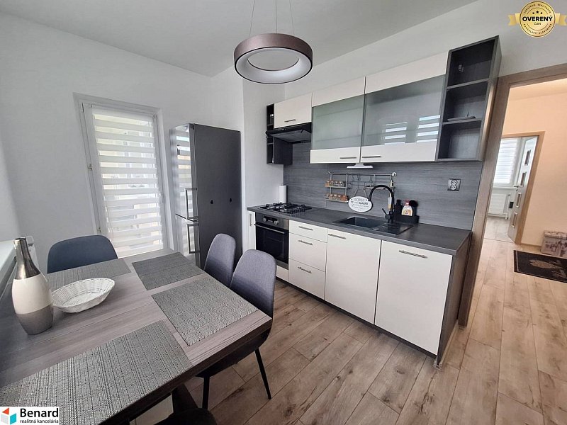 PRENAJATÝ NOVOREKOŠTRUOVANÝ 3 IZBOVÝ BYT, PREŠOV,SÍDL. III
