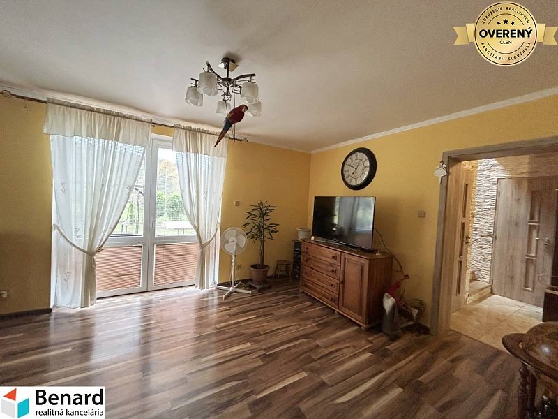 5- IZBOVÝ RODINNÝ DOM ,1354 m2, OKRUŽNÁ, OKR.PREŠOV