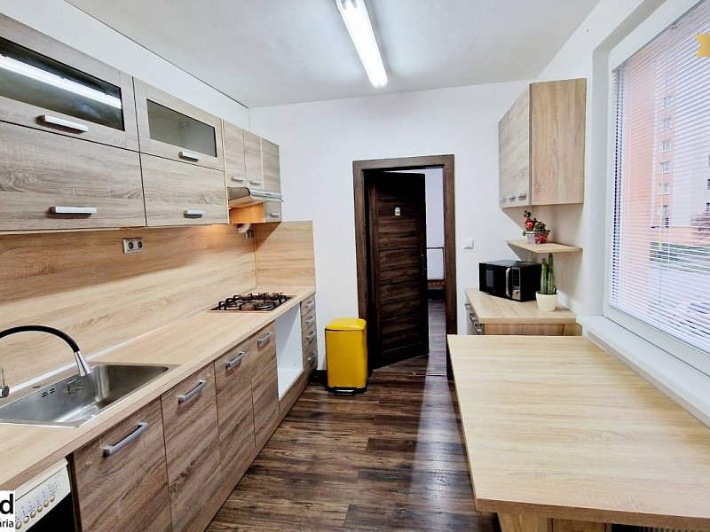 4 IZ. BYT, PREŠOV, MAGURSKÁ, VLASTNÉ KÚRENIE, KLIMATIZÁCIA!