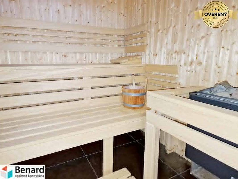 2 IZBOVÝ BYT, VEĽKÁ LOMNICA,VYSOKÉ TATRY,GARAŽOVÉ STÁTIE!