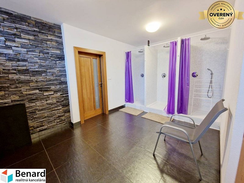 2 IZBOVÝ BYT, VEĽKÁ LOMNICA,VYSOKÉ TATRY,GARAŽOVÉ STÁTIE!