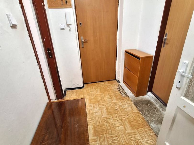 NOVINKA! TEHLOVÝ 2 IZBOVÝ BYT, BALKÓN, PREŠOV, ŠIRŠIE CENTRUM