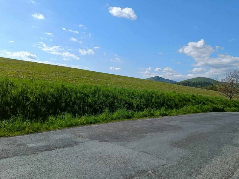 STAVEBNÉ POZEMKY V OBCI HUBOŠOVCE, 10 KM OD MESTA PREŠOV